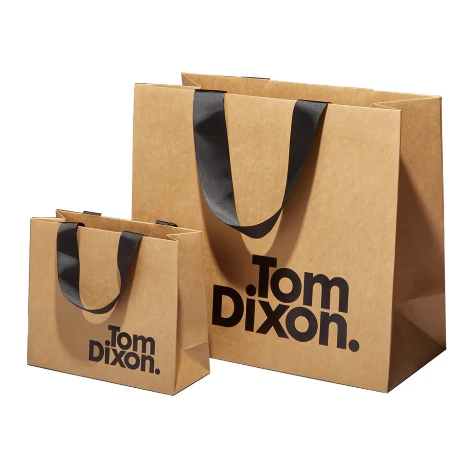 Wholesale Custom Biodegradable Shopping Garment Packing Disposable Kraft Paper Bags with Logo Print