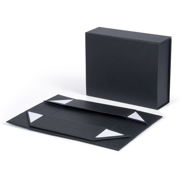 Black Collapsible Box with Magnetic Flap And Tissue Paper
